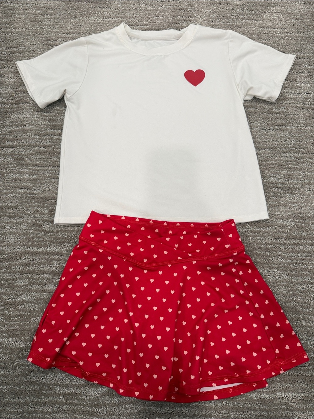 all in motion White Tee & Red Heart Skirt Set